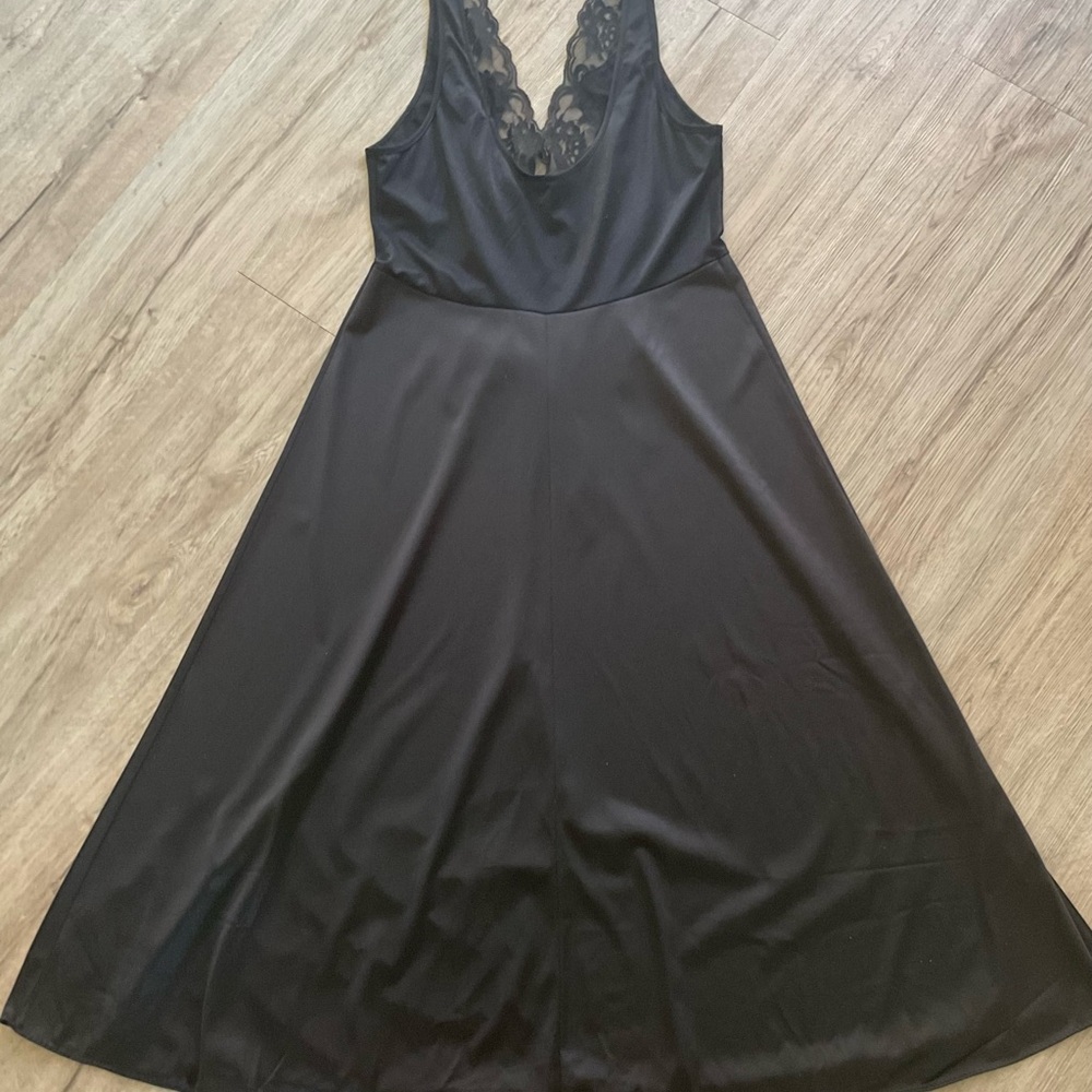 Vanity Fair Vintage Black Lace-Trim Satin Slip Nightgown Dress Size Large - Picture 2 of 14